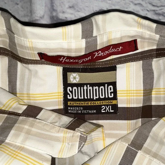 Southpole Men's Shirt Button Down Short Sleeve Plaid Taupe Brown Yellow XXL - Picture 2 of 7